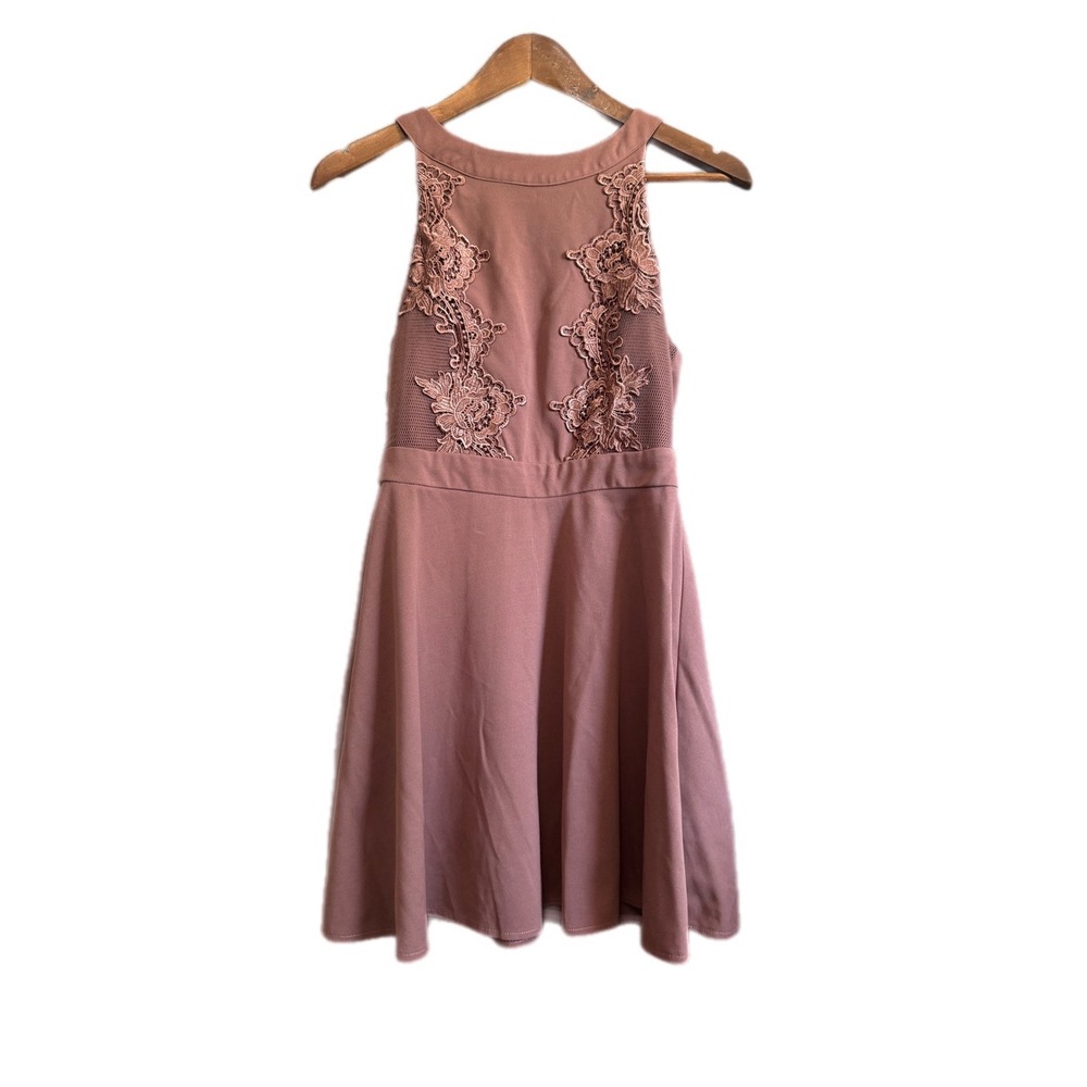 Charlotte Russe Skater‎ Dress Womens Small Mauve Excellent Lace Mesh Halter Neck